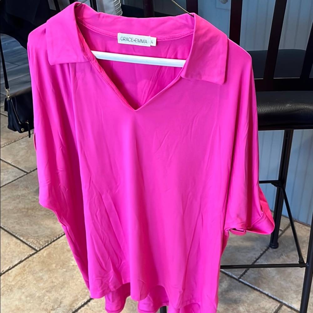 Women's Pink Top Grace & Emma size Large Never worn